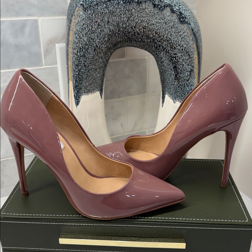Steve Madden Daisie Pump - Picture 2 of 5